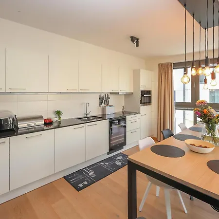 Stunning In * Ostenda