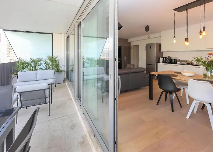 Stunning In Apartment *